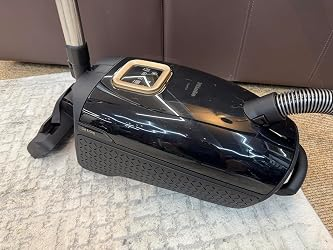 miele guard l1 cat & dog bagged canister vacuum